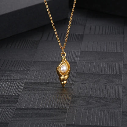 Fashion Conch Titanium Steel Pendant Necklace Plating Pearl Stainless Steel Necklaces