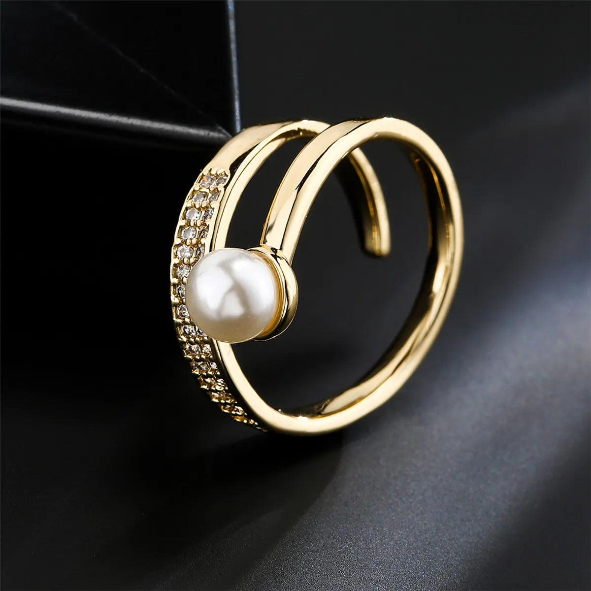 Fashion Copper Micro-set Zircon Plated 18k Gold Pearl Geometric Open Ring