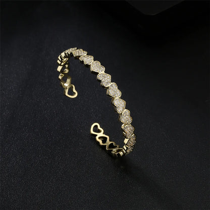 Fashion Copper-plated Gold Heart-shape Bracelet Micro-inlaid Zircon Jewelry