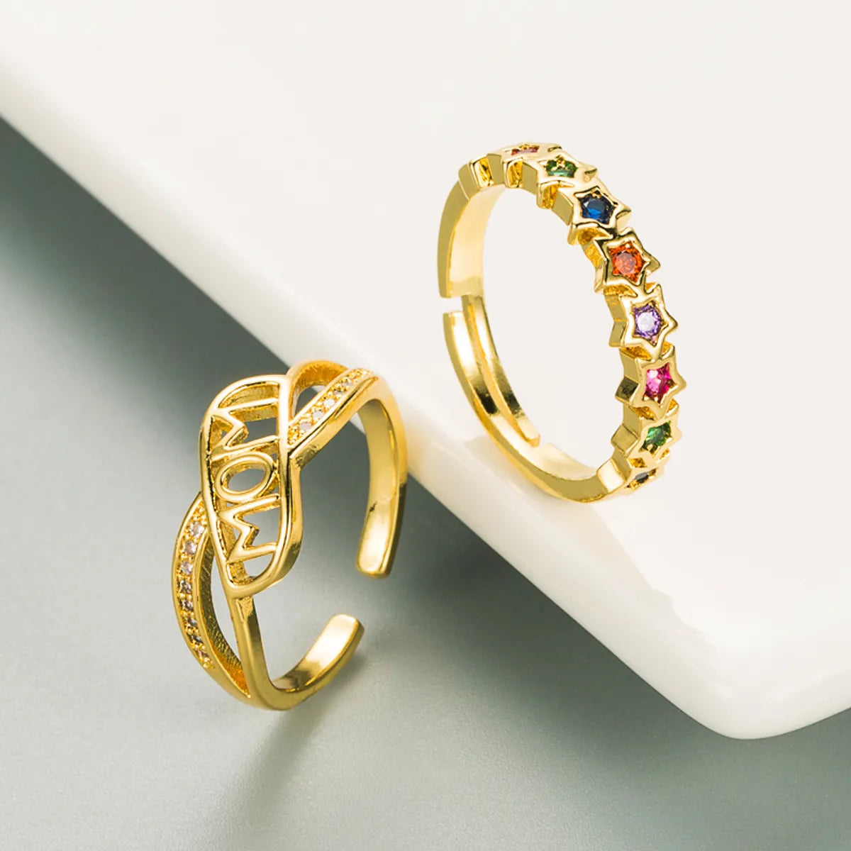 Fashion Copper-plated Gold Micro-inlaid Color Zircon Ring