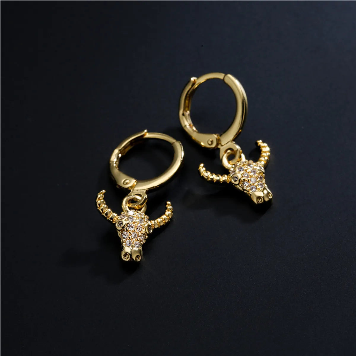 Fashion Copper Plated Gold Micro-Inlaid Zircon Bull Head Earrings