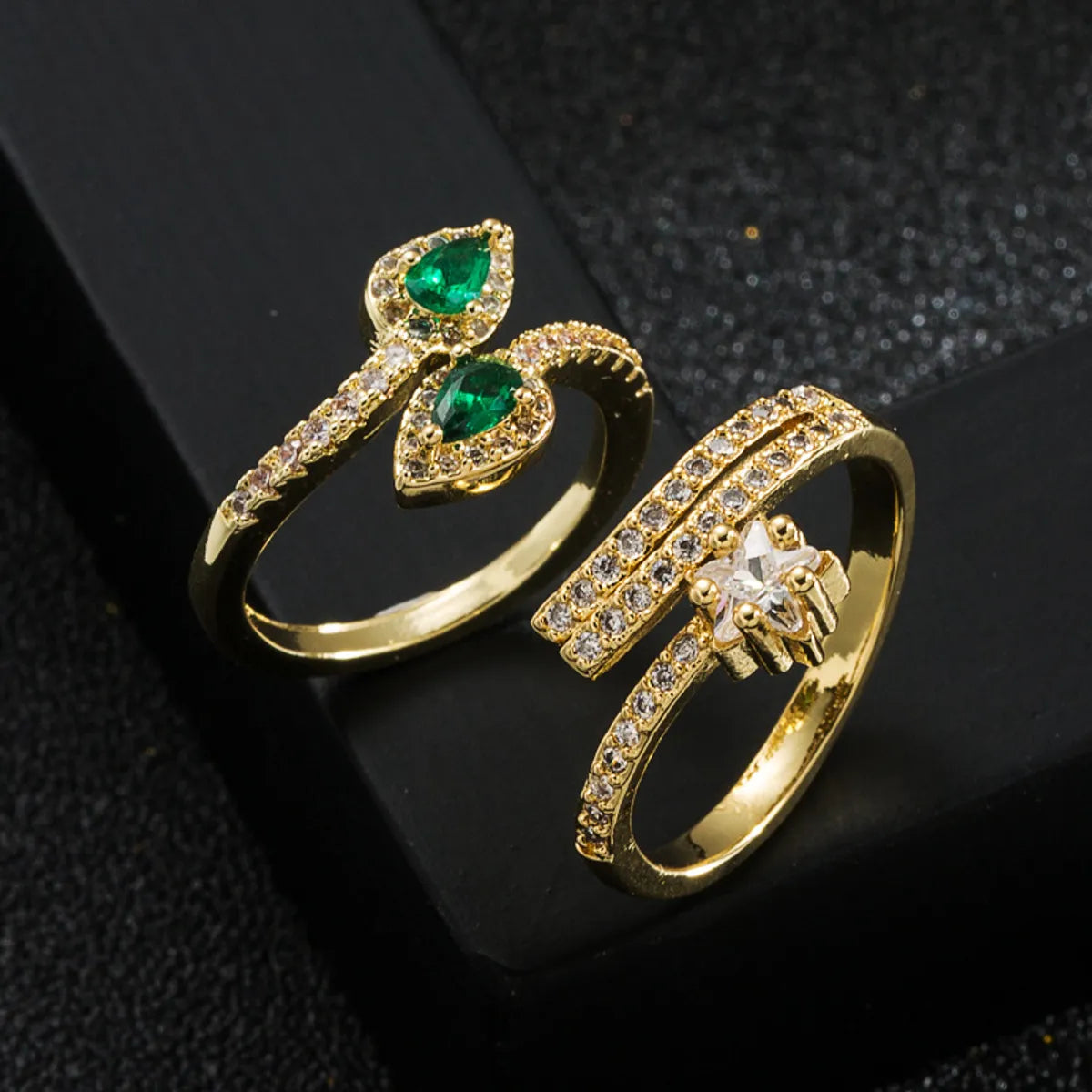 Fashion Copper Plated Real Gold Micro Inlaid Green Zircon Ring Wholesale