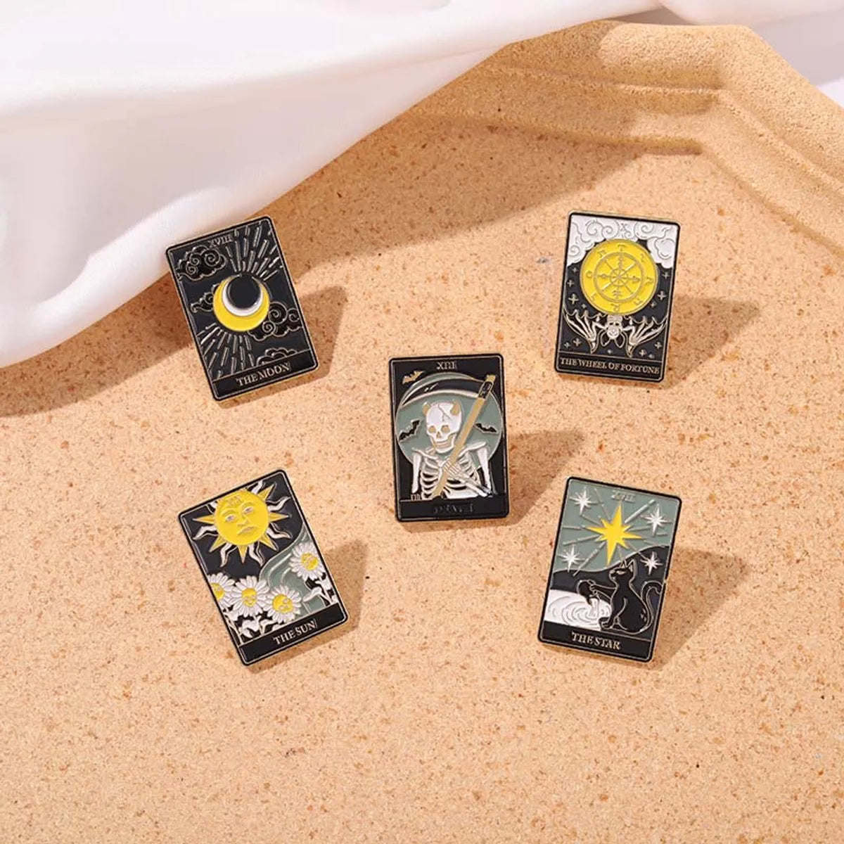 Fashion Creative Tarot Card Shaped Alloy Paint Brooch