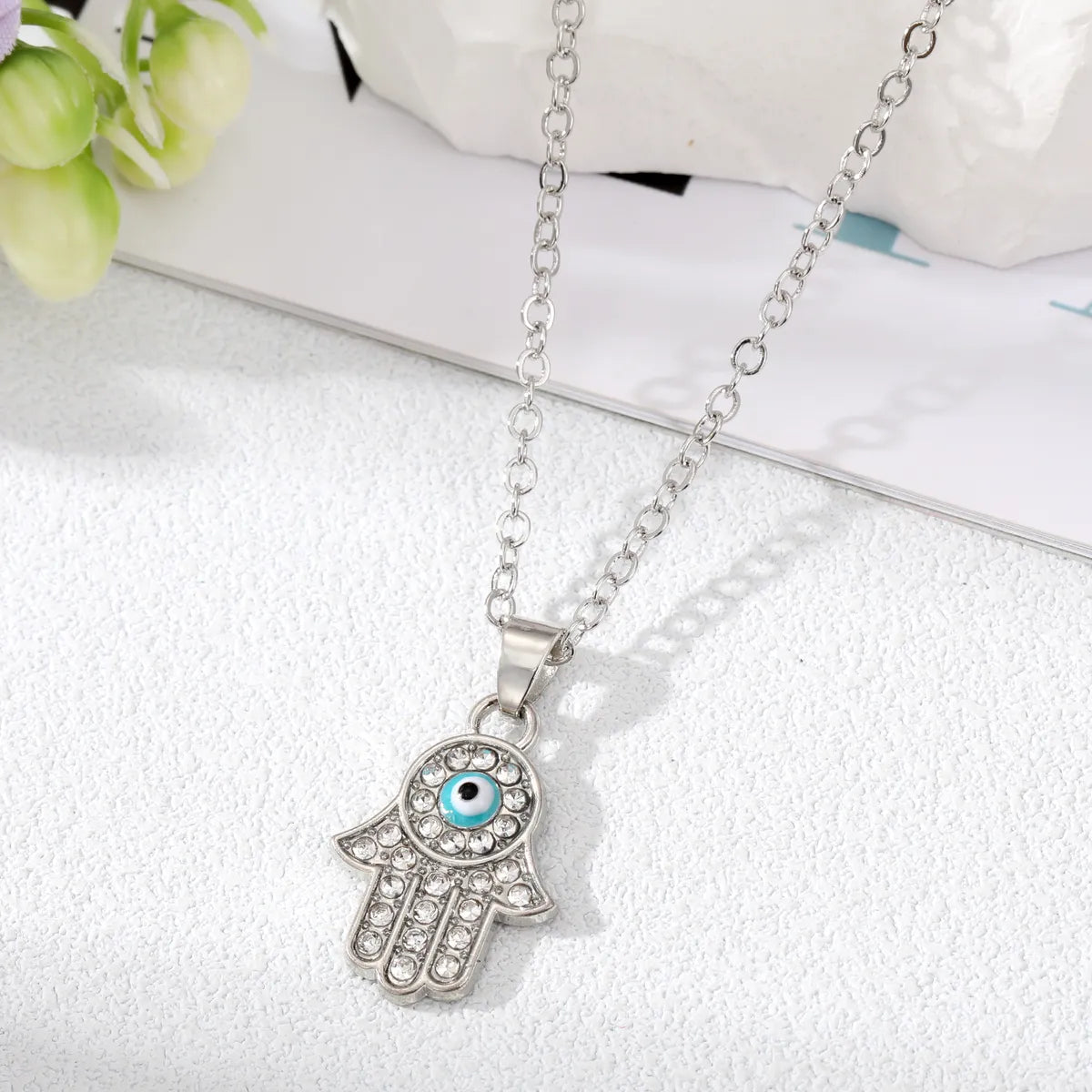 Fashion Devil'S Eye Alloy Plating Rhinestone Pendant Necklace 1 Piece