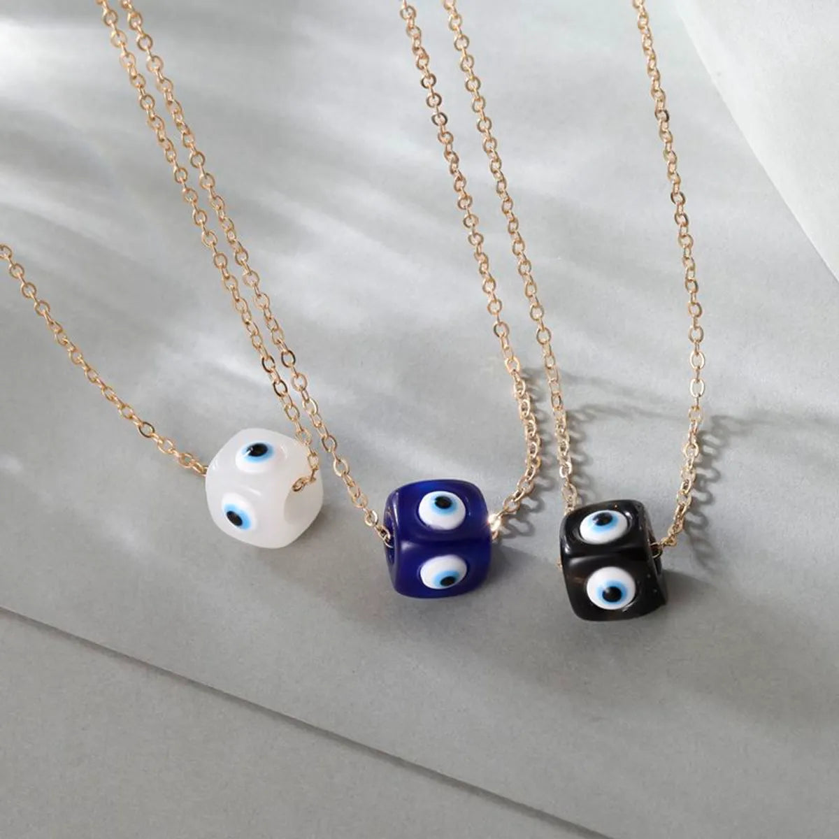 Fashion Devil's Eye Alloy Resin Unisex Pendant Necklace