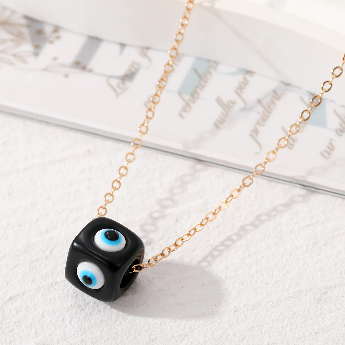 Fashion Devil'S Eye Dice Alloy Resin Women'S Pendant Necklace 1 Piece