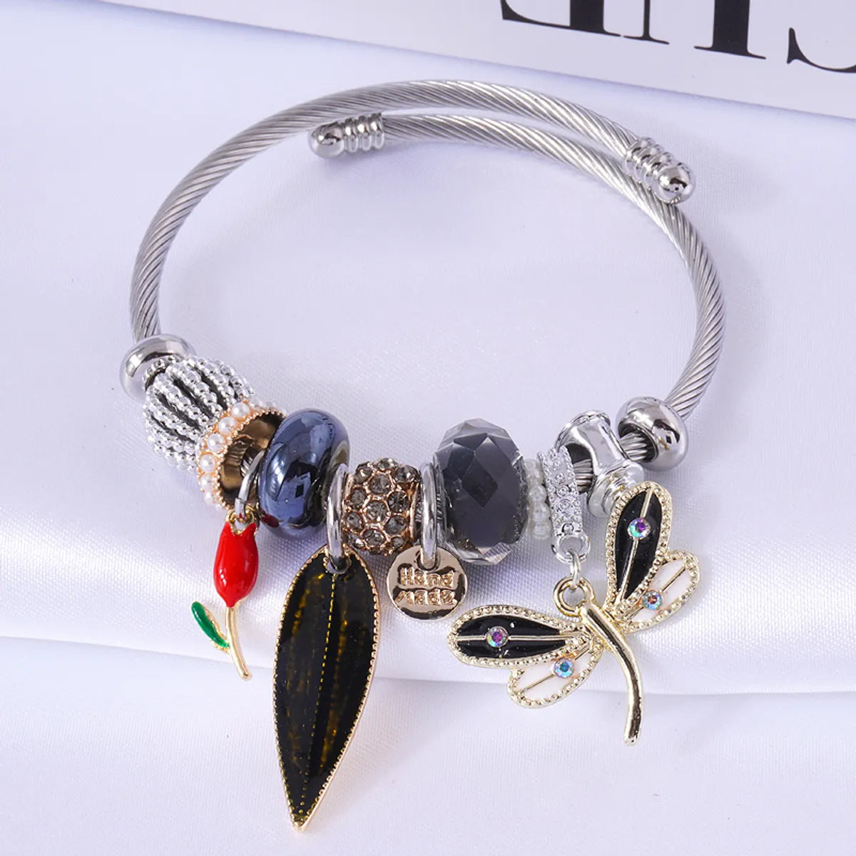 Fashion Dragonfly Alloy Steel Patchwork Inlay Artificial Gemstones Pearl Women's Bangle 1 Piece