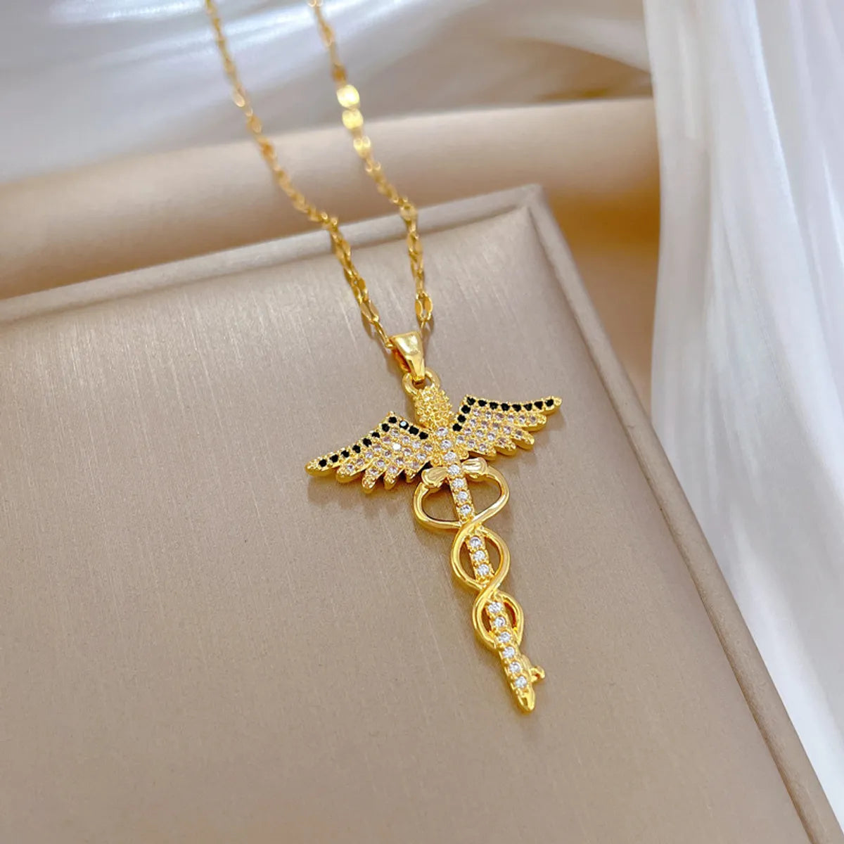 Fashion Dragonfly Stainless Steel Plating Zircon Pendant Necklace 1 Piece