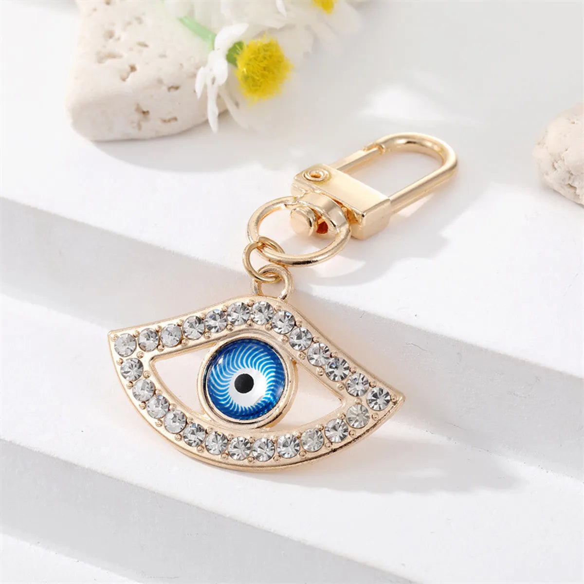 Fashion Drill Alloy Patch Blue Eyes Keychain  Devil'S Eye Pendant