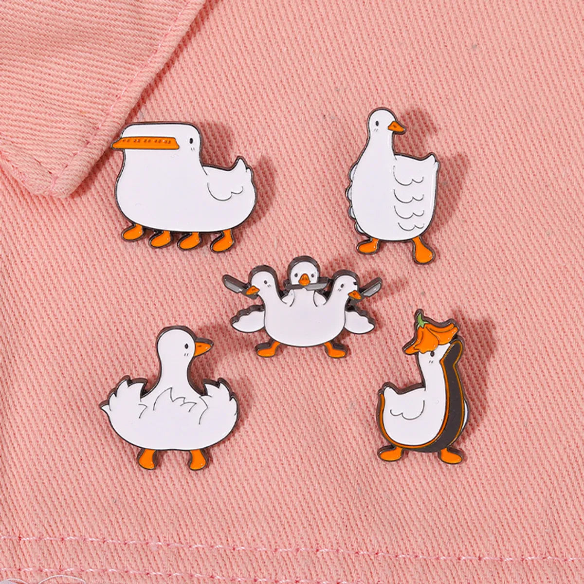 Fashion Duck Alloy Plating Unisex Brooches