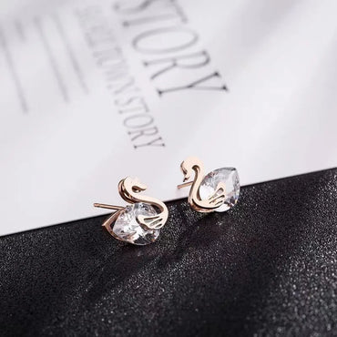 Fashion Duck Titanium Steel Inlay Zircon Ear Studs 1 Pair