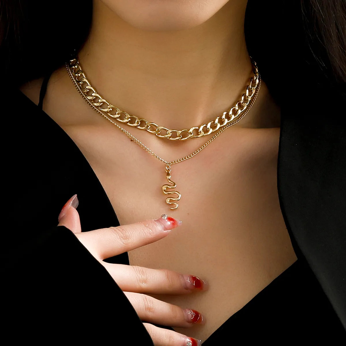 Fashion Elegant Gold Plated Pearl Snake Pendant Double-layer Thick Chain Necklace