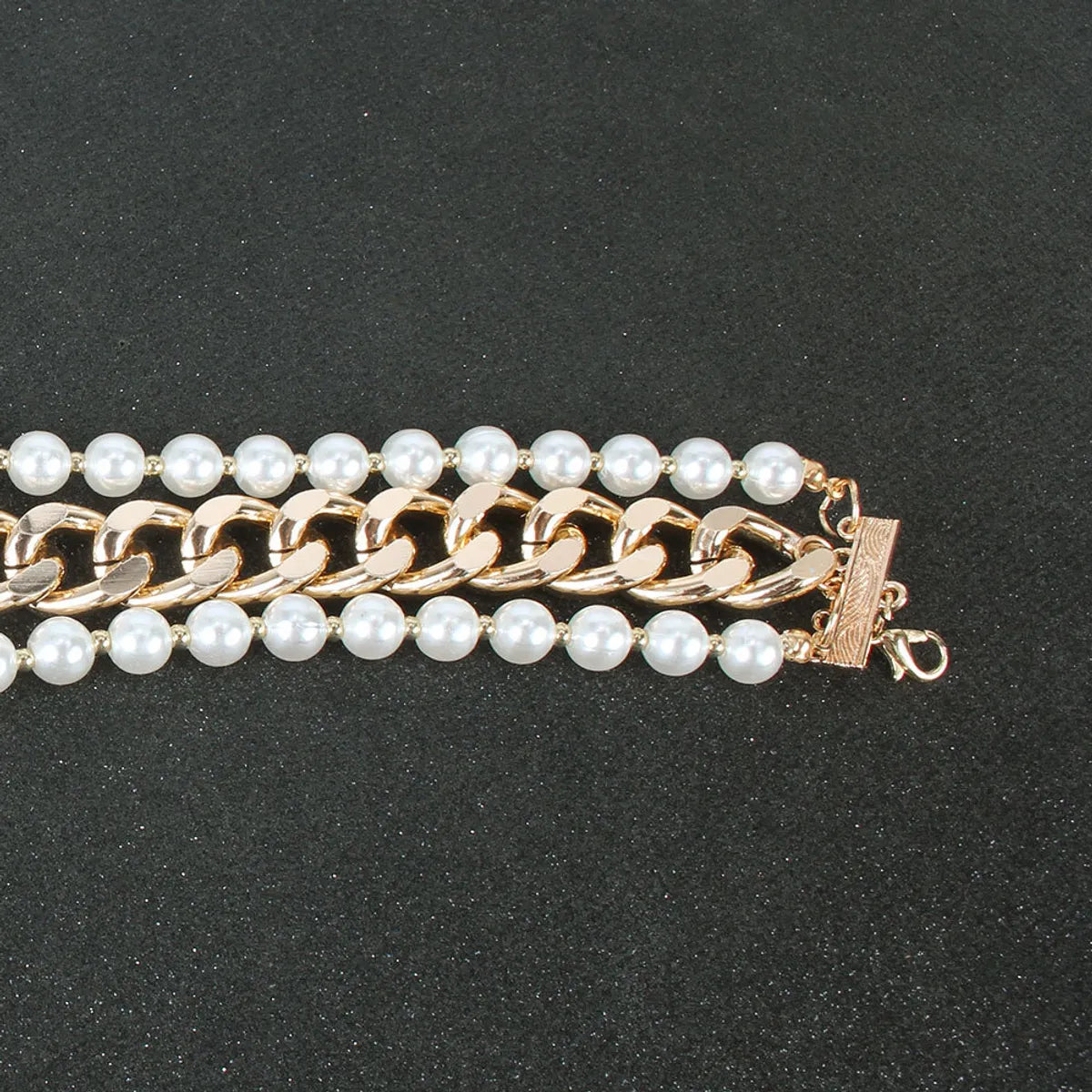 Fashion Exaggerated Imitation Pearl Multilayer Necklace