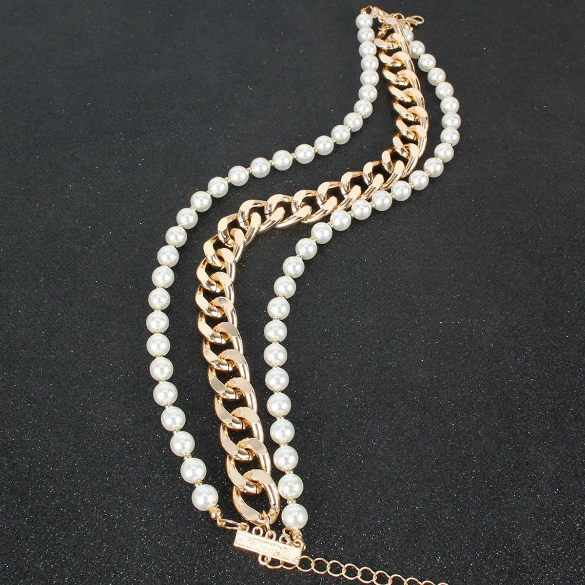 Fashion Exaggerated Imitation Pearl Multilayer Necklace