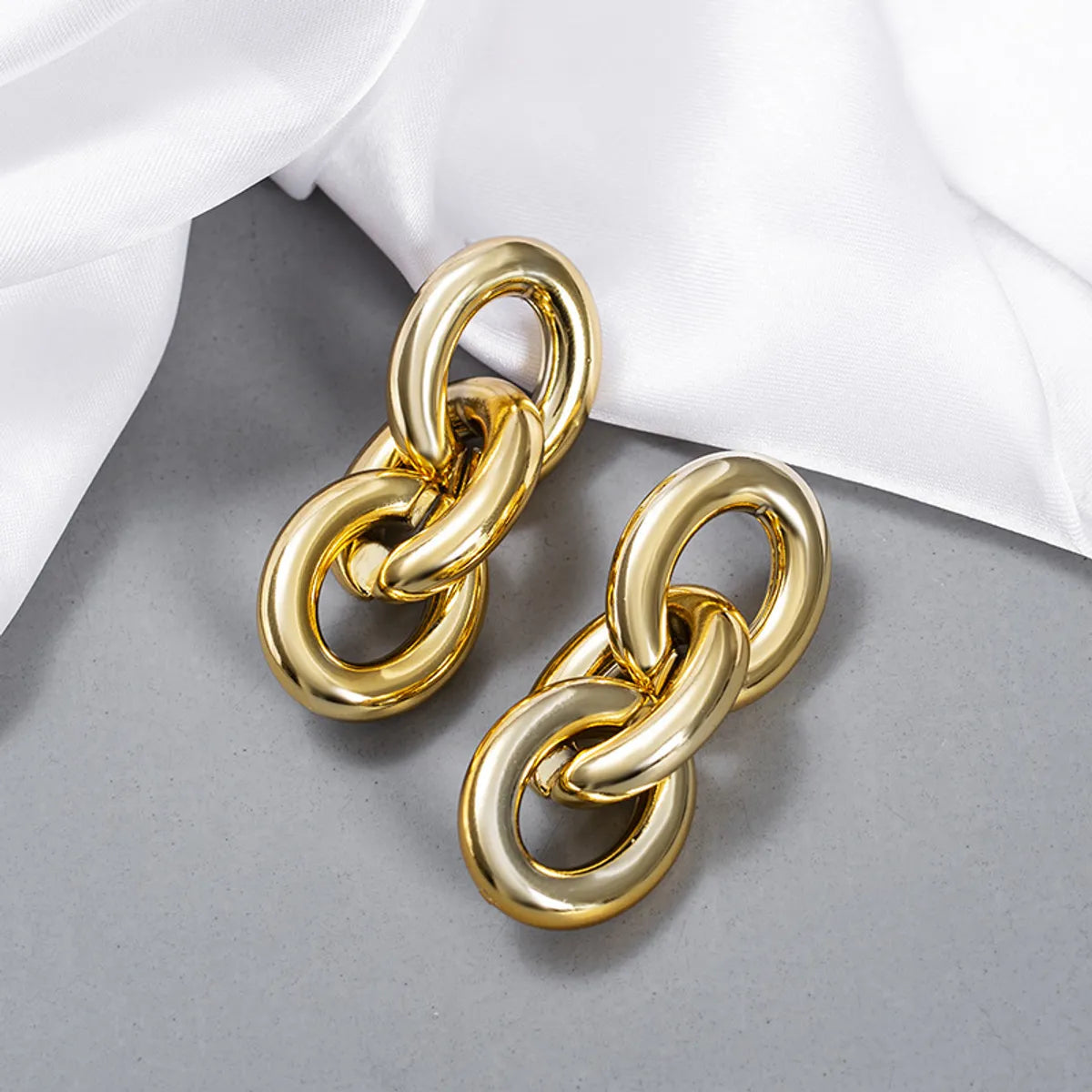 Fashion Exaggerated Trend Cold Wind Metal Texture Chain Earrings