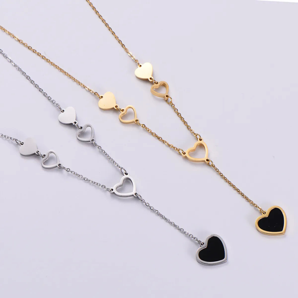 Fashion Exquisite Heart-shaped Pendant Necklace Earrings Set