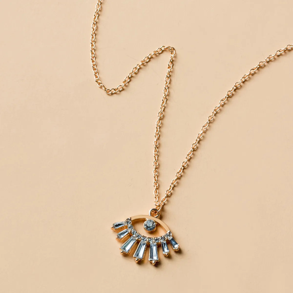 Fashion Eye Pendant Devil'S Eye Alloy Inlaid Zircon Necklace