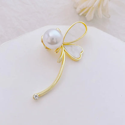 Fashion Flower Alloy Plating Inlay Artificial Gemstones Pearl Women'S Brooches