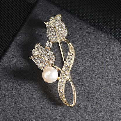 Fashion Flower Alloy Plating Inlay Artificial Gemstones Pearl Women'S Brooches