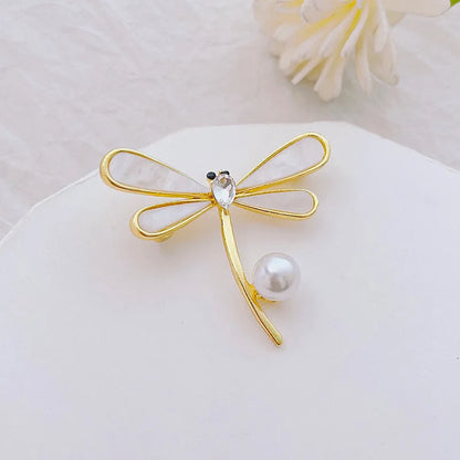 Fashion Flower Alloy Plating Inlay Artificial Gemstones Pearl Women'S Brooches