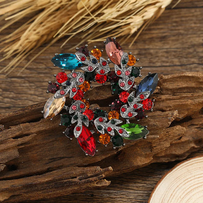 Fashion Flower Alloy Plating Inlay Rhinestones Women'S Brooches