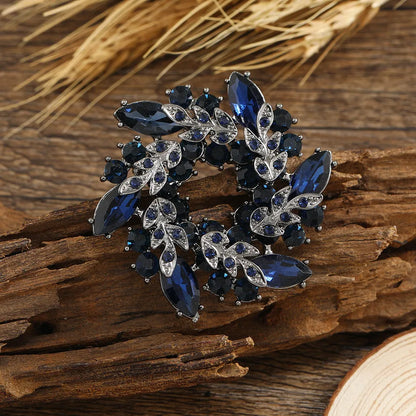 Fashion Flower Alloy Plating Inlay Rhinestones Women'S Brooches