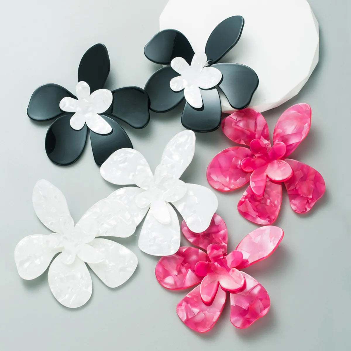 Fashion Flower Arylic Ear Studs