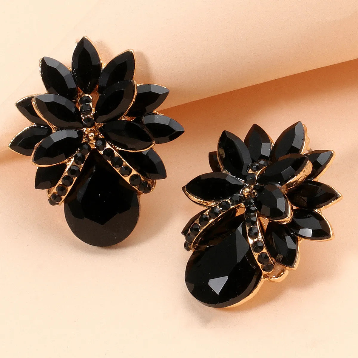 Fashion Flower Diamond Earrings