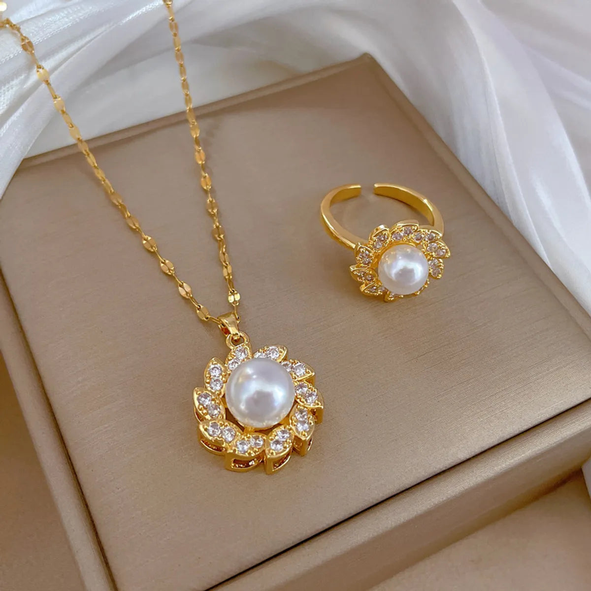 Wholesale Fashion Flower Stainless Steel Brass Plating Inlay Pearl Zircon Rings Necklace