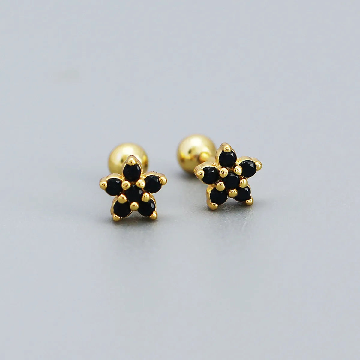 Fashion Flower Sterling Silver Zircon Ear Studs 1 Pair