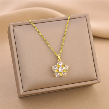 Fashion Flower Titanium Steel Inlay Zircon Pendant Necklace 1 Piece