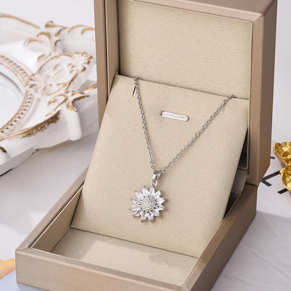 Fashion Flower Titanium Steel Inlay Zircon Pendant Necklace 1 Piece