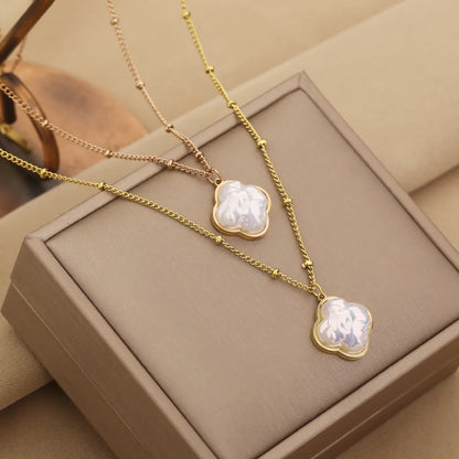 Fashion Four Leaf Clover Titanium Steel Plating Artificial Pearls Necklace