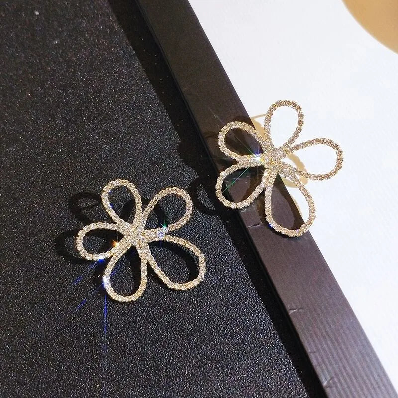 Fashion Full Rhinestone Exaggerated Hollow Flower Stud Earrings Wholesale