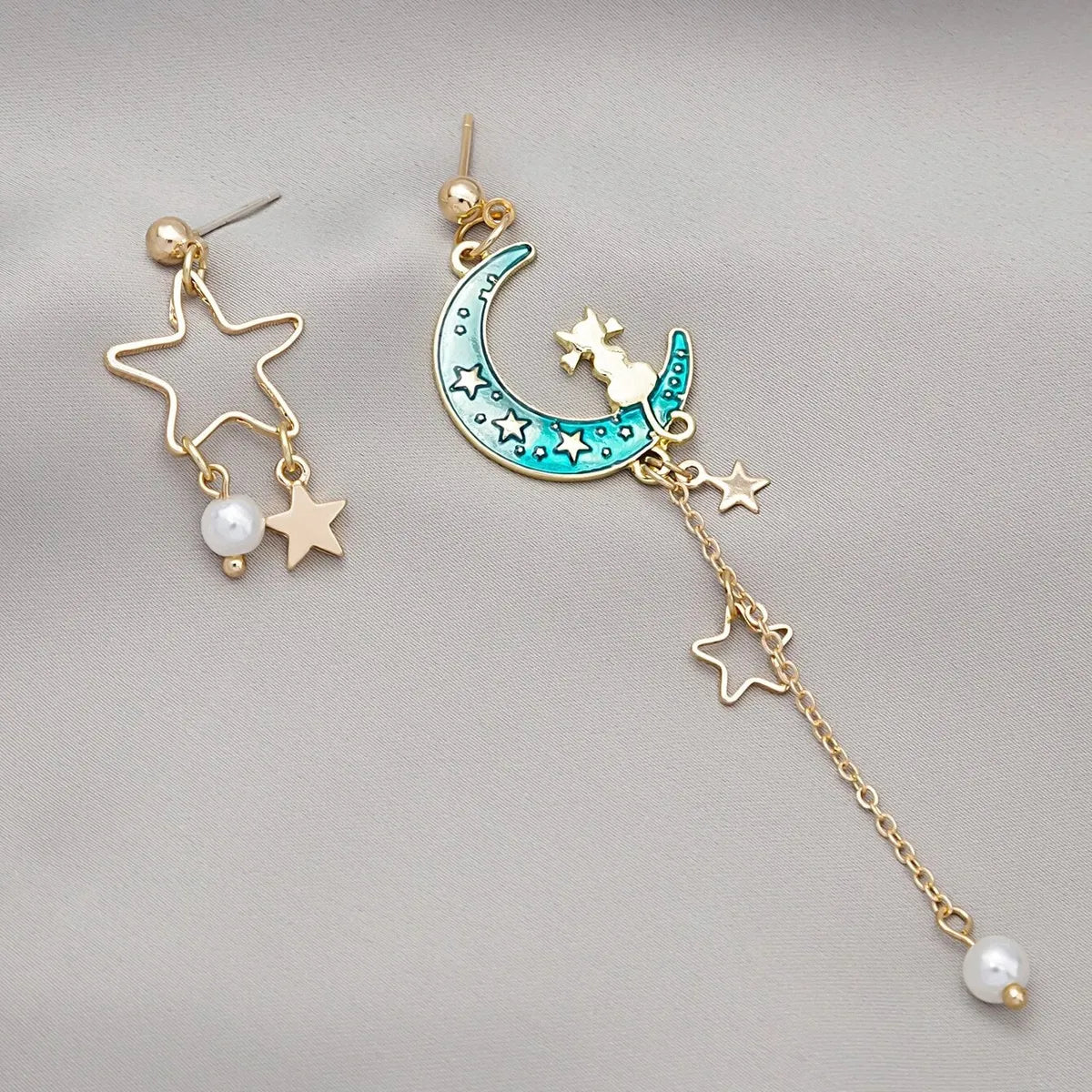 Fashion Geometric Alloy Enamel Artificial Pearls Women's Earrings 1 Pair