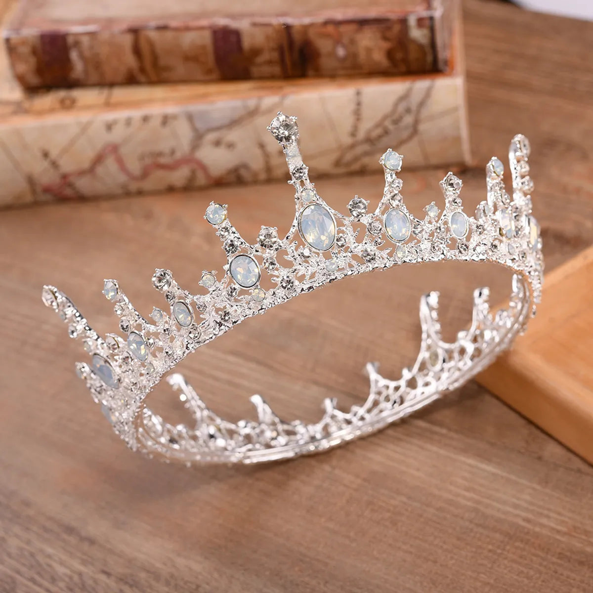 Fashion Geometric Alloy Inlay Rhinestones Crown 1 Piece