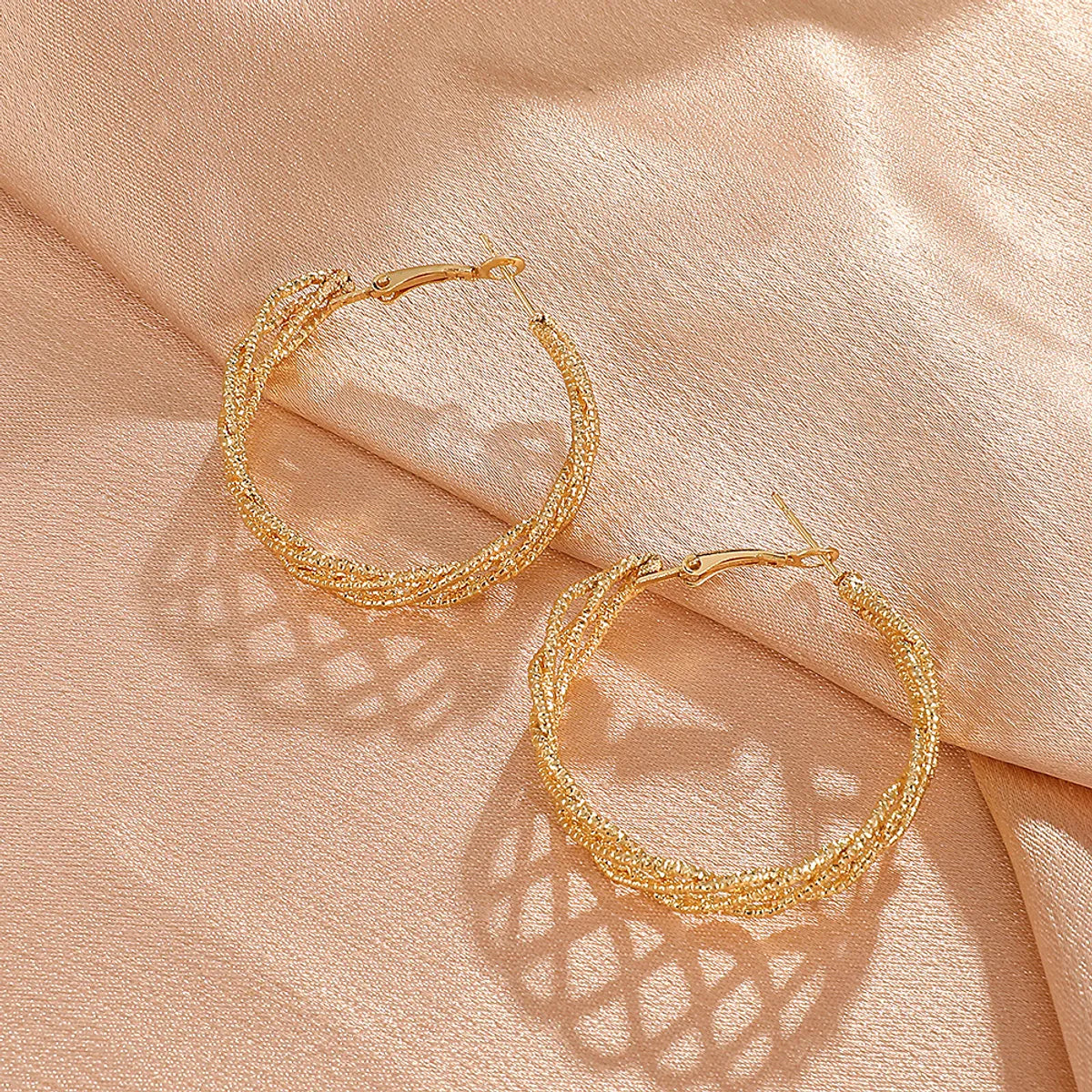 Fashion Geometric Alloy No Inlaid Hoop Earrings