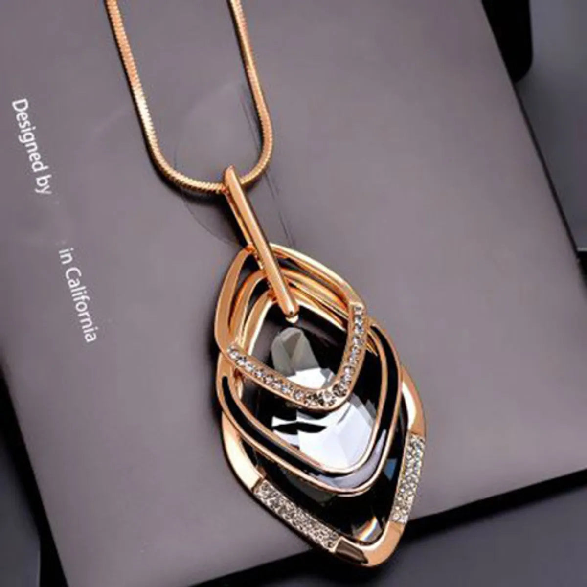 Fashion Geometric Alloy Plating Artificial Crystal Women'S Necklace