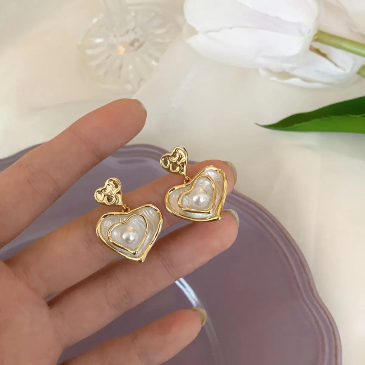 Fashion Geometric Alloy Plating Artificial Pearls Women'S Earrings 1 Pair