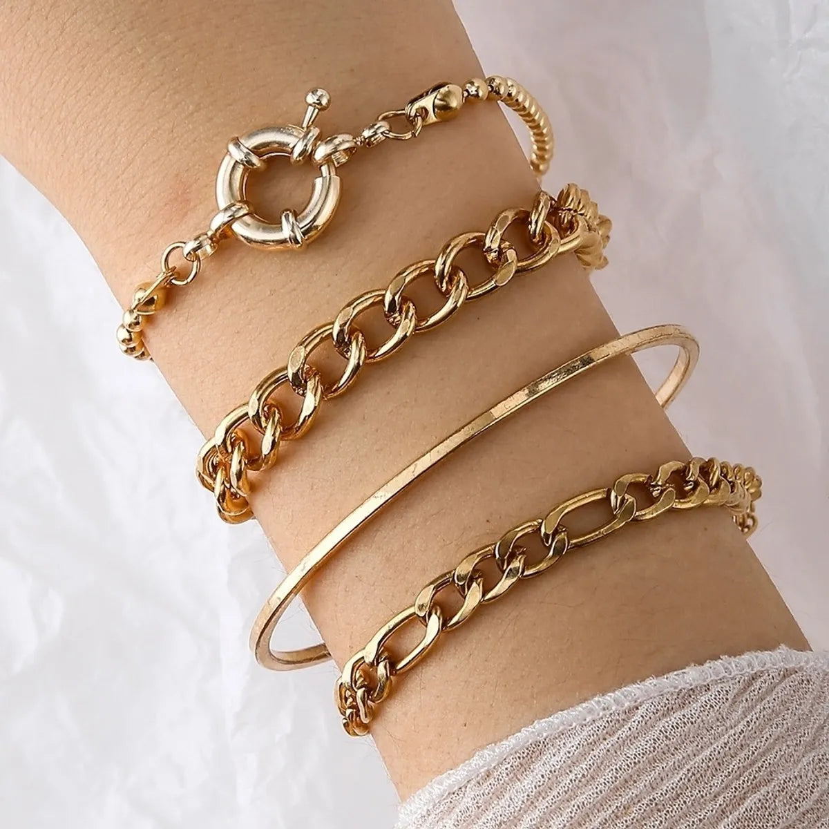 Fashion Geometric Alloy Plating Bracelets 1 Set