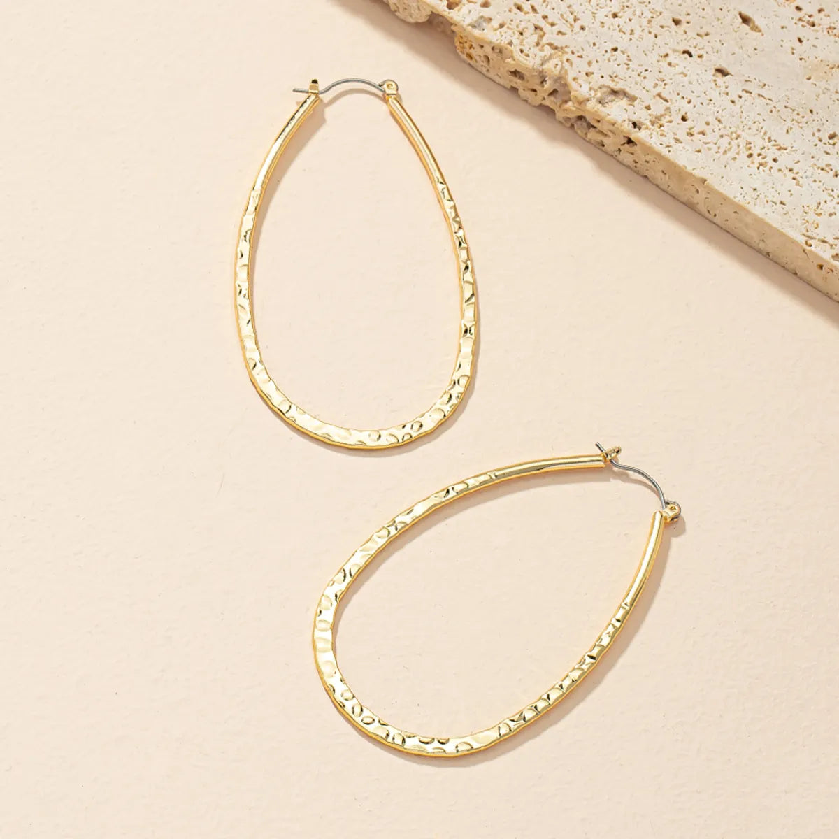 1 Pair Fashion Geometric Plating Alloy Hoop Earrings