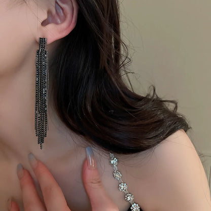 Fashion Geometric Alloy Tassel Rhinestones Drop Earrings 1 Pair