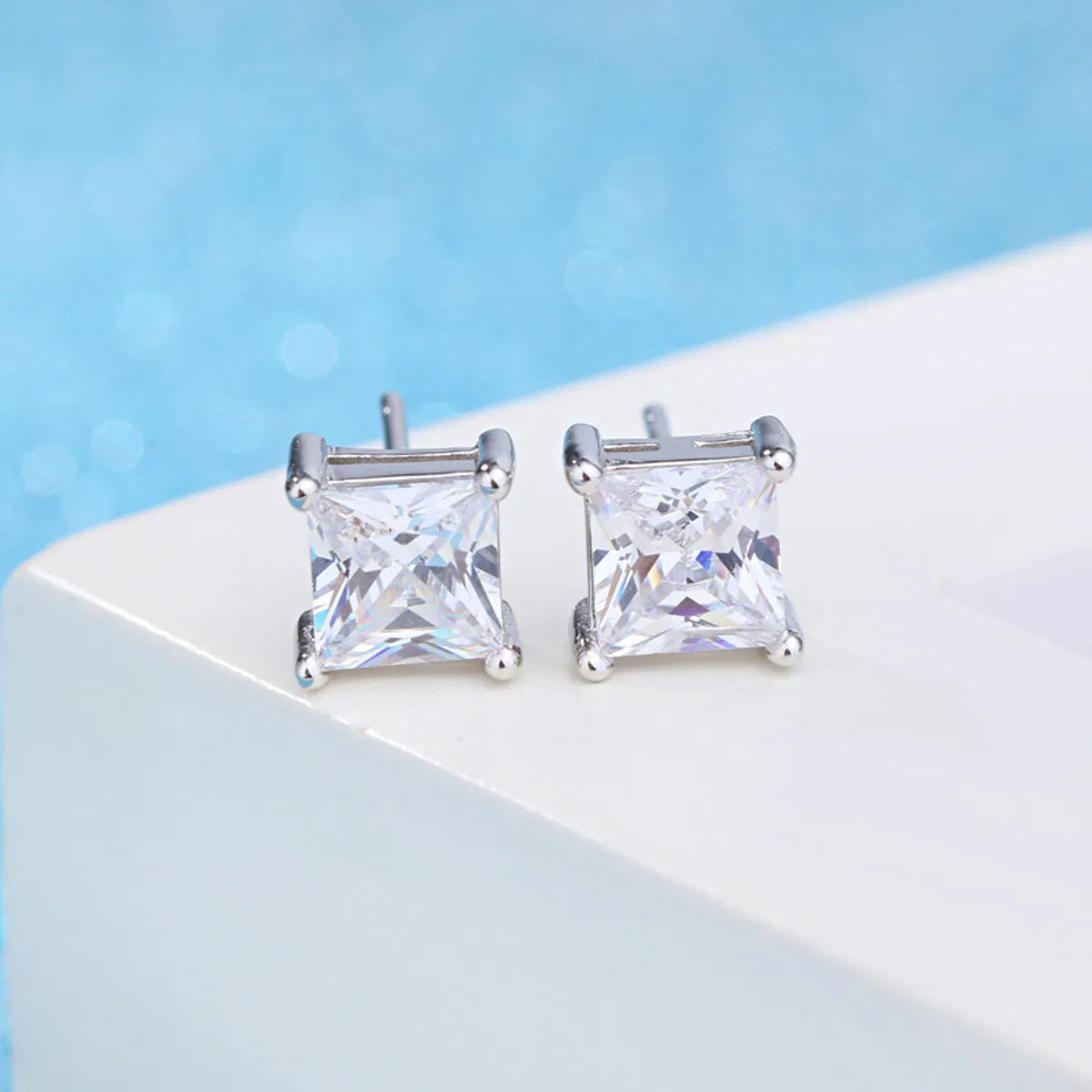 Fashion Geometric Copper Plating Zircon Ear Studs 1 Pair