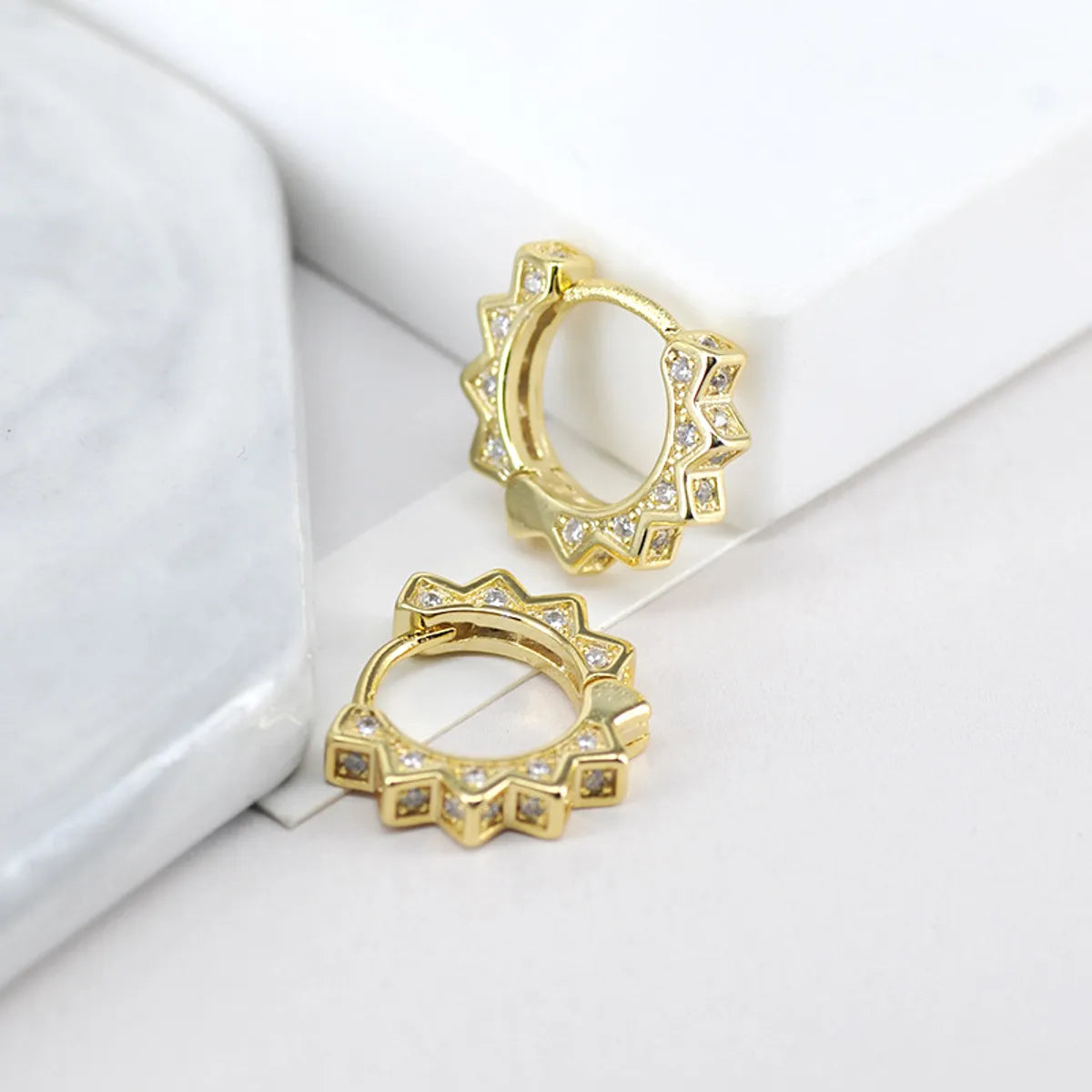 Fashion Geometric Gear Diamond Punk Metal Stud Earrings Women