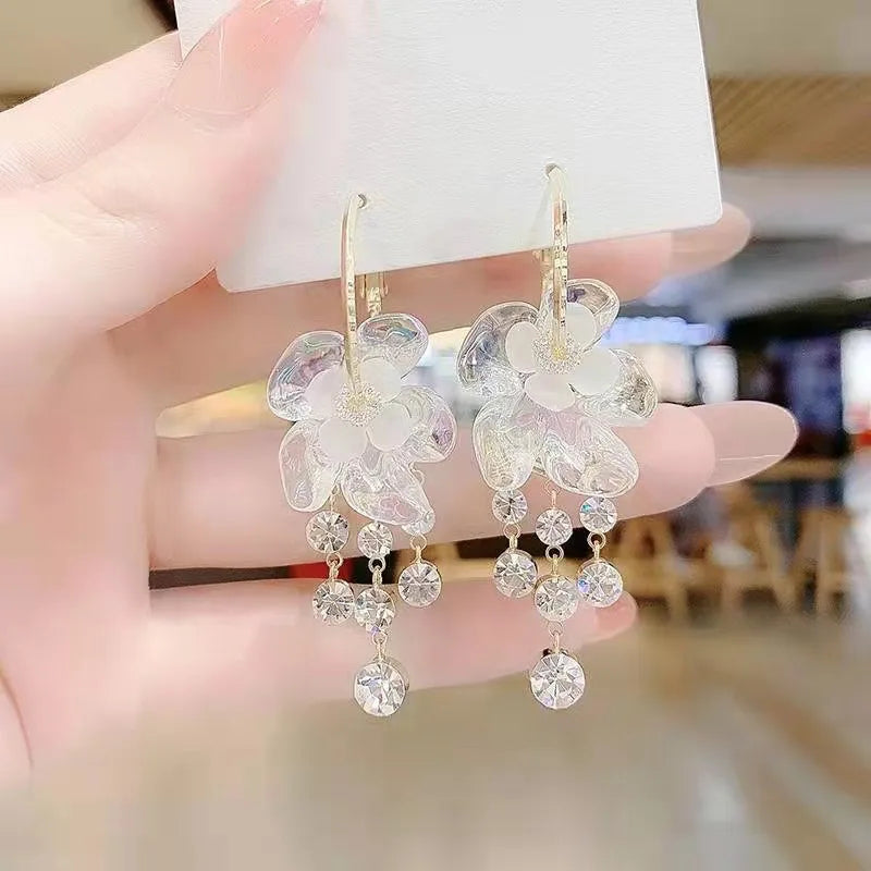 Fashion Geometric Heart Shape Alloy Plating Rhinestones Women'S Drop Earrings 1 Pair