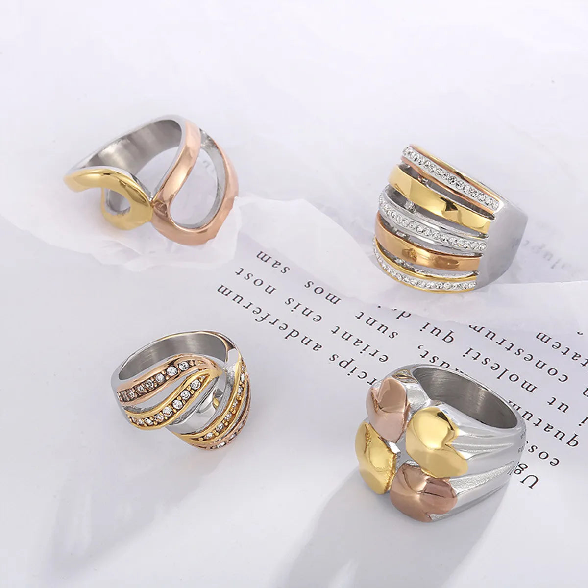 Fashion Geometric Heart Shape Titanium Steel Rings Plating Inlay Rhinestone Stainless Steel Rings