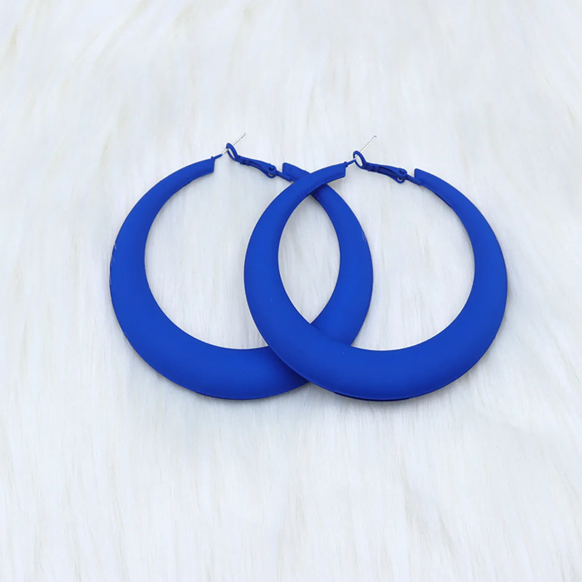 Fashion Geometric Metal Spray Paint Women's Hoop Earrings 1 Pair