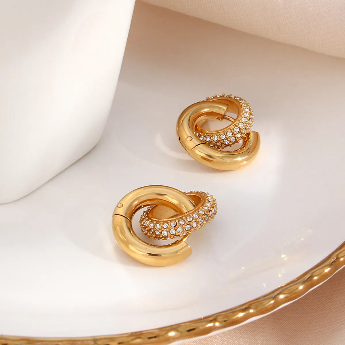 Fashion Geometric Round Stainless Steel Earrings Splicing Zircon Stainless Steel Earrings