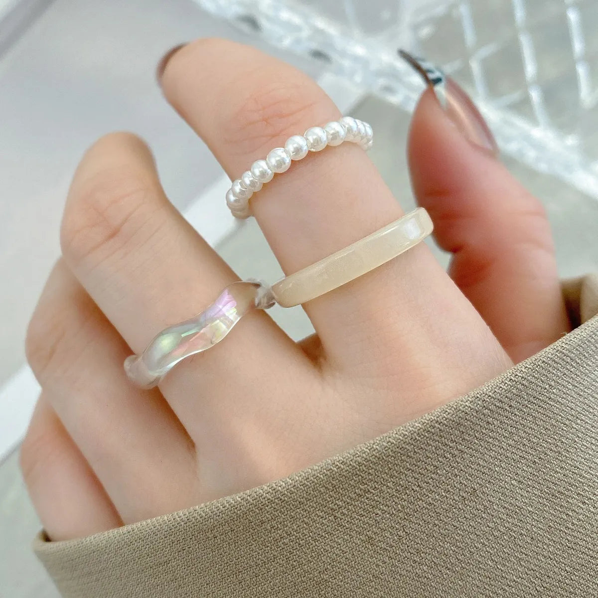 Fashion Geometric Synthetic Resin Rings