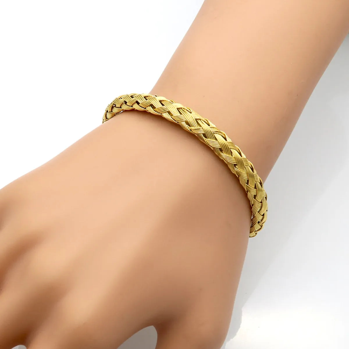 Fashion Geometric Titanium Steel Plating Bangle